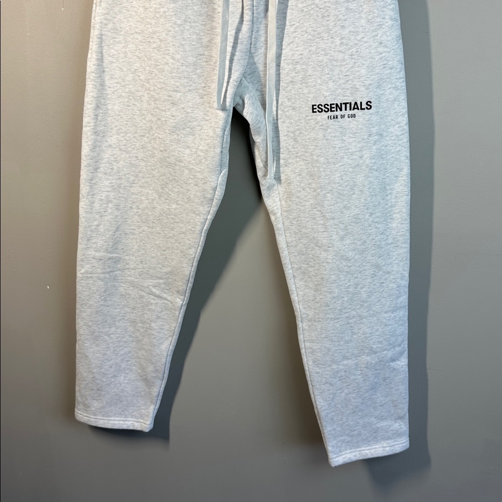 Fear of God Essentials Sweatpants Men’s Size L Baggy Sweats - Picture 4 of 15
